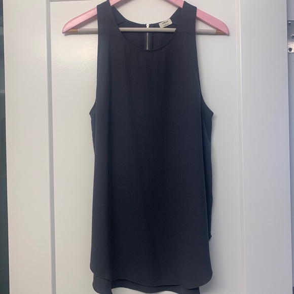 Aritzia Blouse - Picture 1 of 2